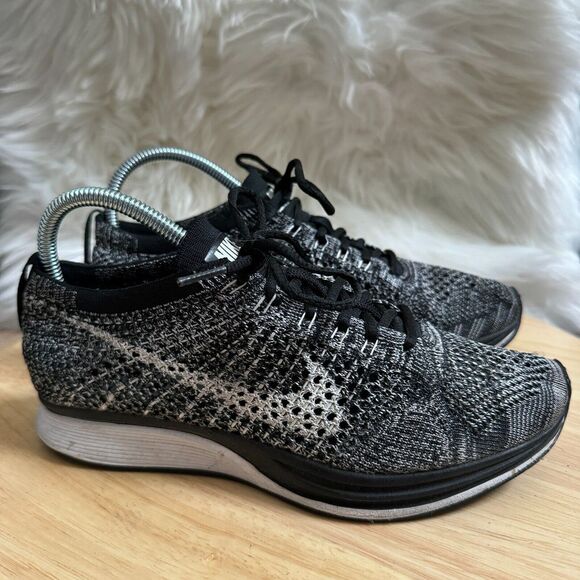 Lot of 2 Nike Flyknit Racer Oreo / Volt 2.0 Men's Sz 5 Women Sz 6.5 - Picture 2 of 16